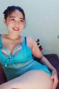 Imel Show Sexy Pake Baju Biru Digrepe