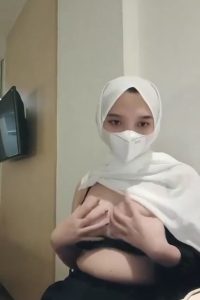 Jilbab Cantik Sange Remas Toket Di Puskesmas