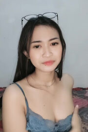 Mesya Seksi Live Pake Baju Tidur