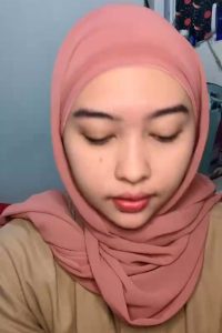 Bokep Jilbab Indo Fitri Show Ngentot