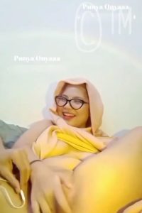 Cewek Jilbab Cantik Colmek Memek Basah