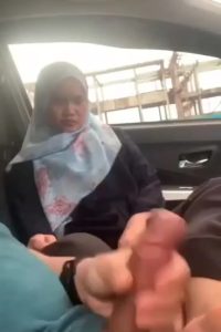 Prank Ibu Guru Di Mobil