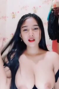 Susu Gede Kak Aprilia Cantik Manis