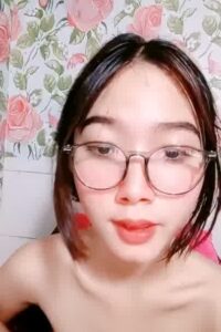 Zeni Cewek Tocil Kacamata Omek Dildo HOT51