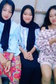 Host Sperma Manis Ngentot 3 Gadis Imut Bergiliran